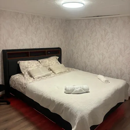 Maison Individuelle, 3chambres, Avec Parking * Le Grand-Quevilly